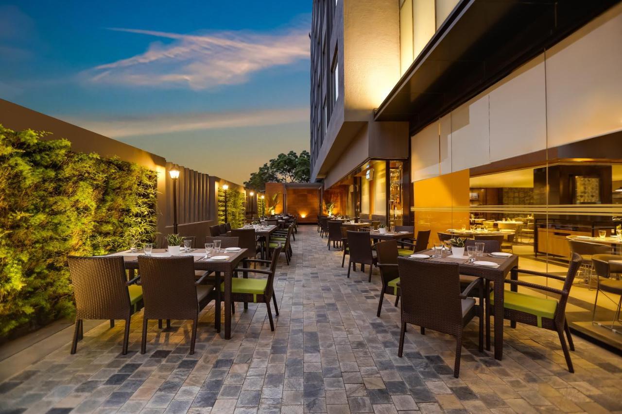 เลมอน ทรี โฮเต็ล วิมานนคร Hotel ปูเน่ ภายนอก รูปภาพ